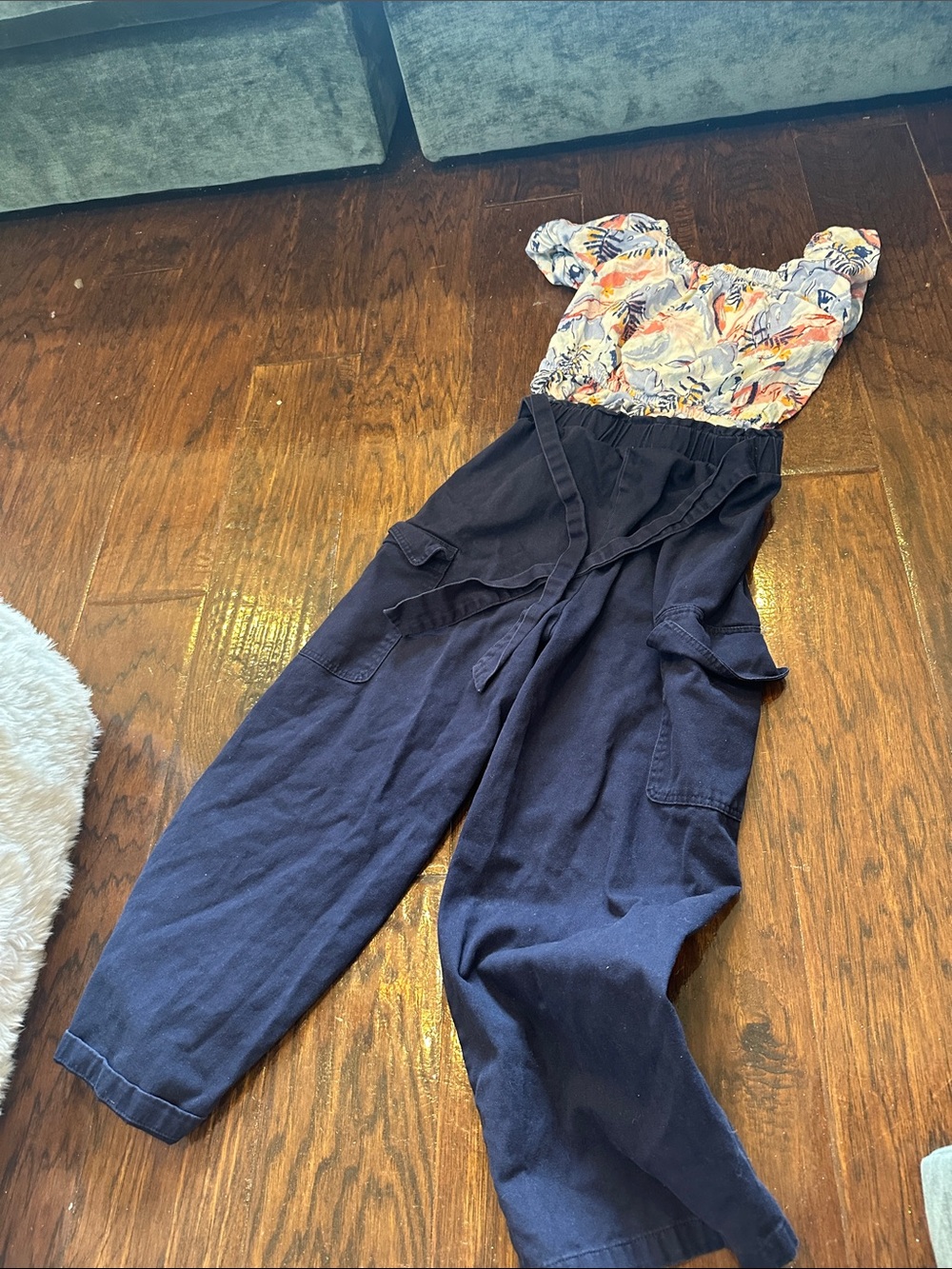 Vince Camuto Navy Bottoms with Multicolor Floral Top Kids Matching Set
